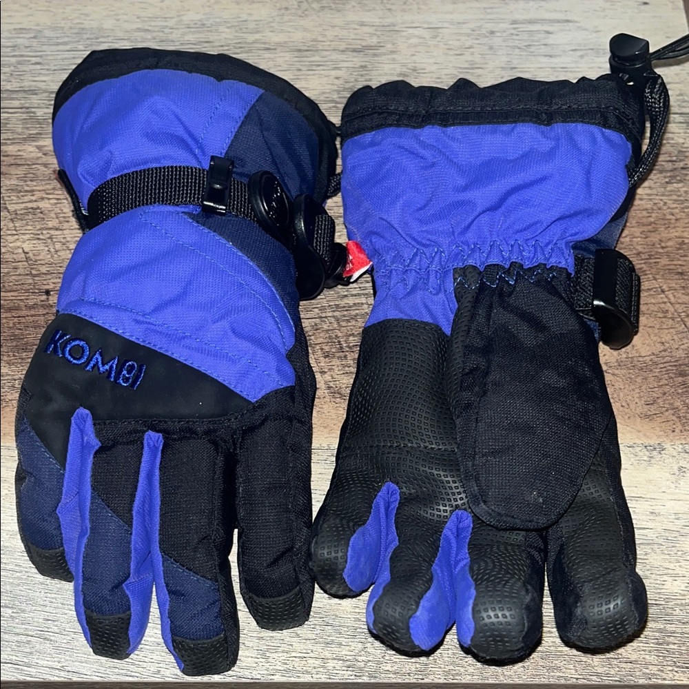 Kombi Kids Blue and Black Winter Gloves